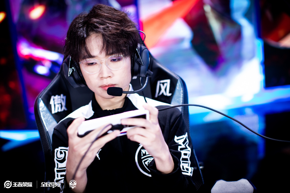 通过锁定核 通过锁定核