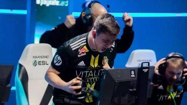 东契奇是这 东契奇是这