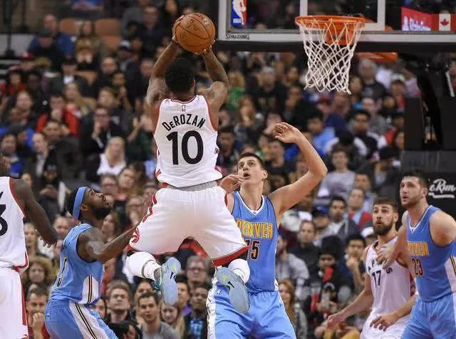 激烈的对决 激烈的对决