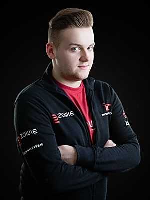CSGO EPL S16：NaVi 1-2不敌NIP，以小组第三出线